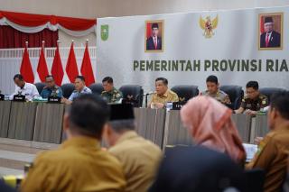 Pimpin Rapat Pemilu 2024, Sekdaprov Riau: Persiapan Perlu Diperhatikan dengan Serius